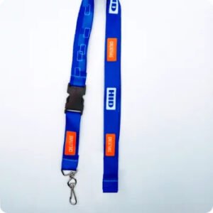 Cinta de 2 cm de ancho con full color con gancho mosqueton